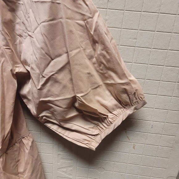 Code X Mode Taupe DRESS PUFF SLEEVES Pockets SIZE Small lightweight Tiered NEW - Picture 4 of 8